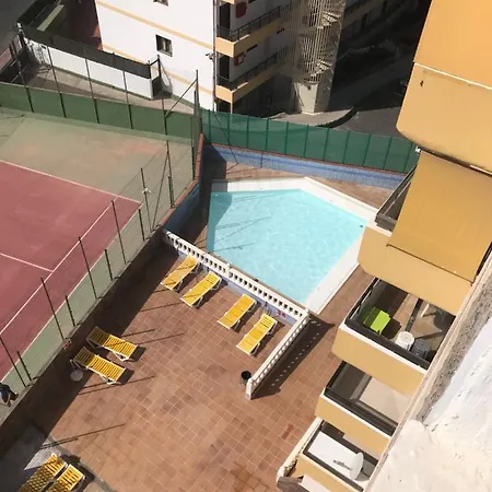 Yumbo 2 With High Speed Free Internet Holiday home *